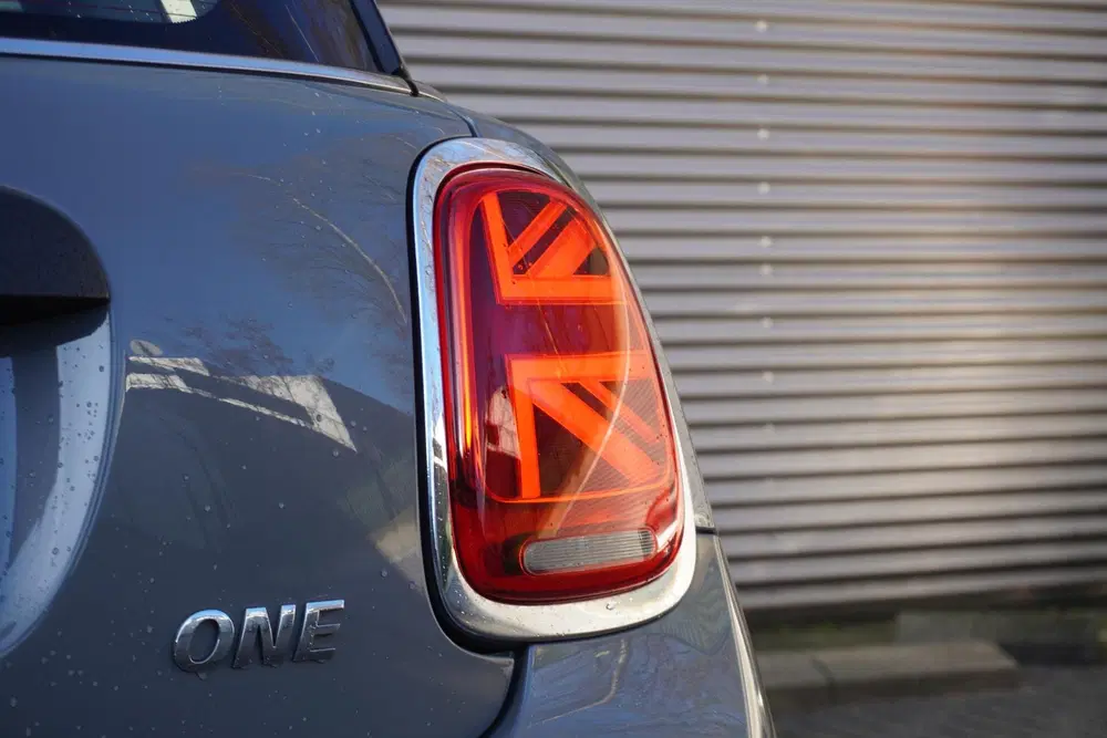 Mini One One Classic Uitvoering uit 2021, foto 16