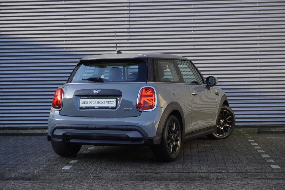Mini One One Classic Uitvoering uit 2021, foto 2