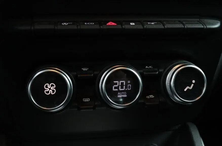 Dacia Duster 1.0 TCe Bi-Fuel Prestige | Benzine & LPG | Trek uit 2020, foto 18