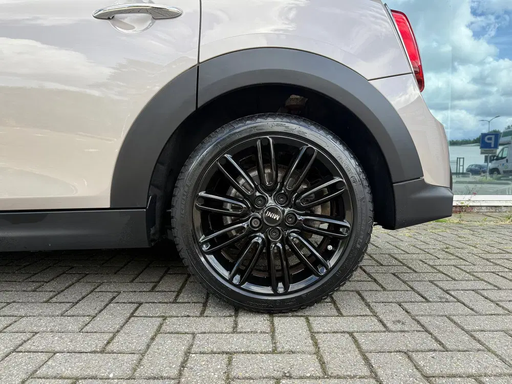 Mini One 1.5 One Business Edition uit 2022, foto 11