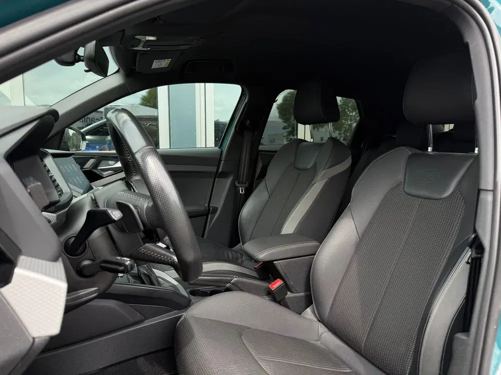 Audi A1 30 TFSI S Line edition one uit 2019, foto 13