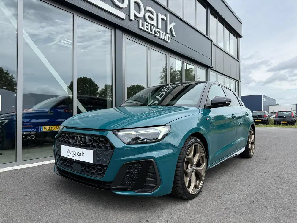 Audi A1 30 TFSI S Line edition one uit 2019, foto 3