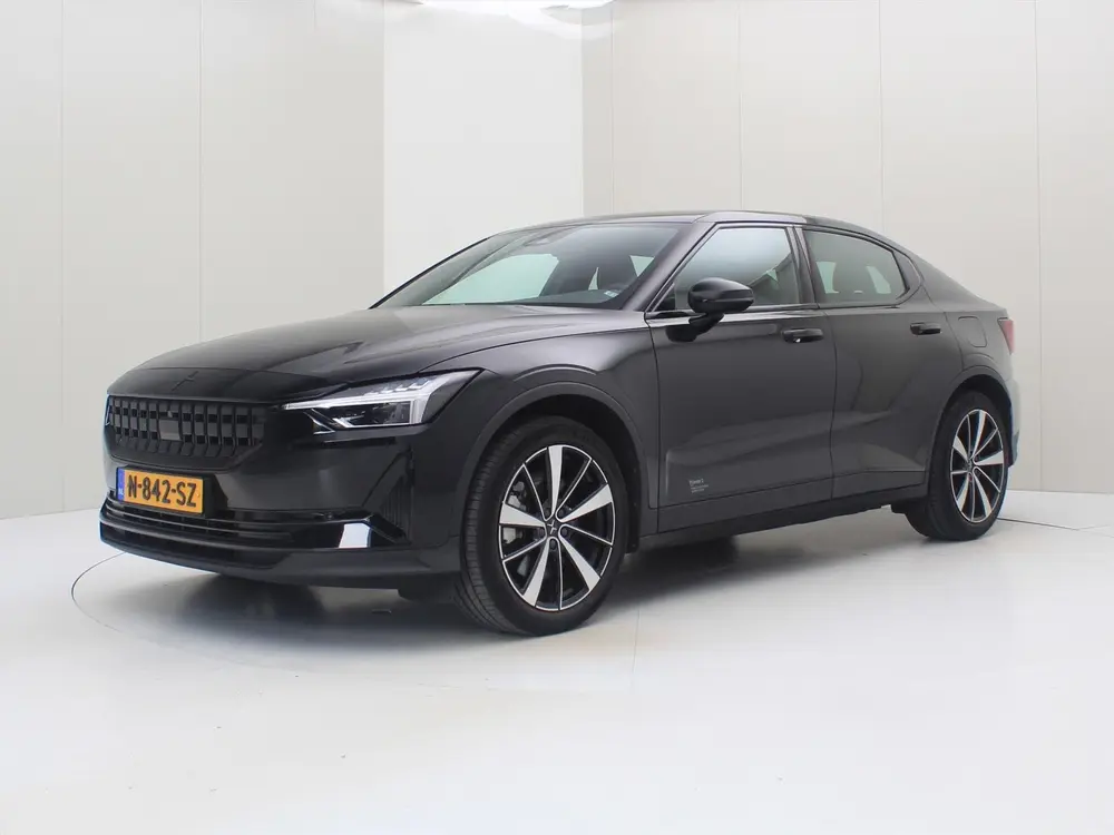 Polestar 2 165kW 64 kWh Standard Range Single Motor 95,47% S uit 2021