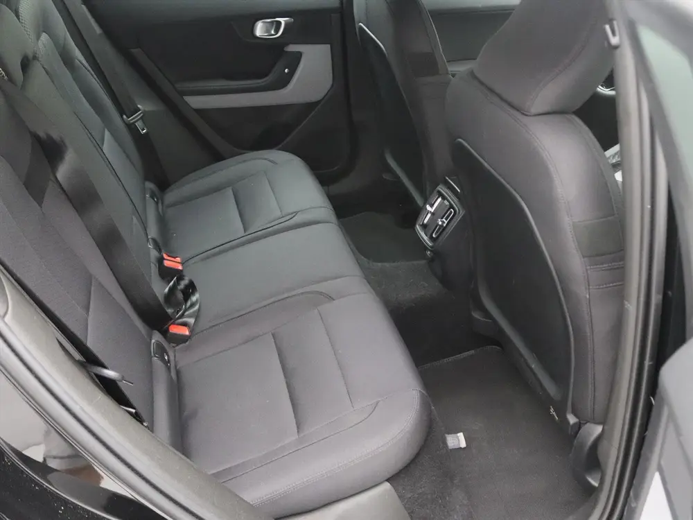 Polestar 2 165kW 64 kWh Standard Range Single Motor 95,47% S uit 2021, foto 14