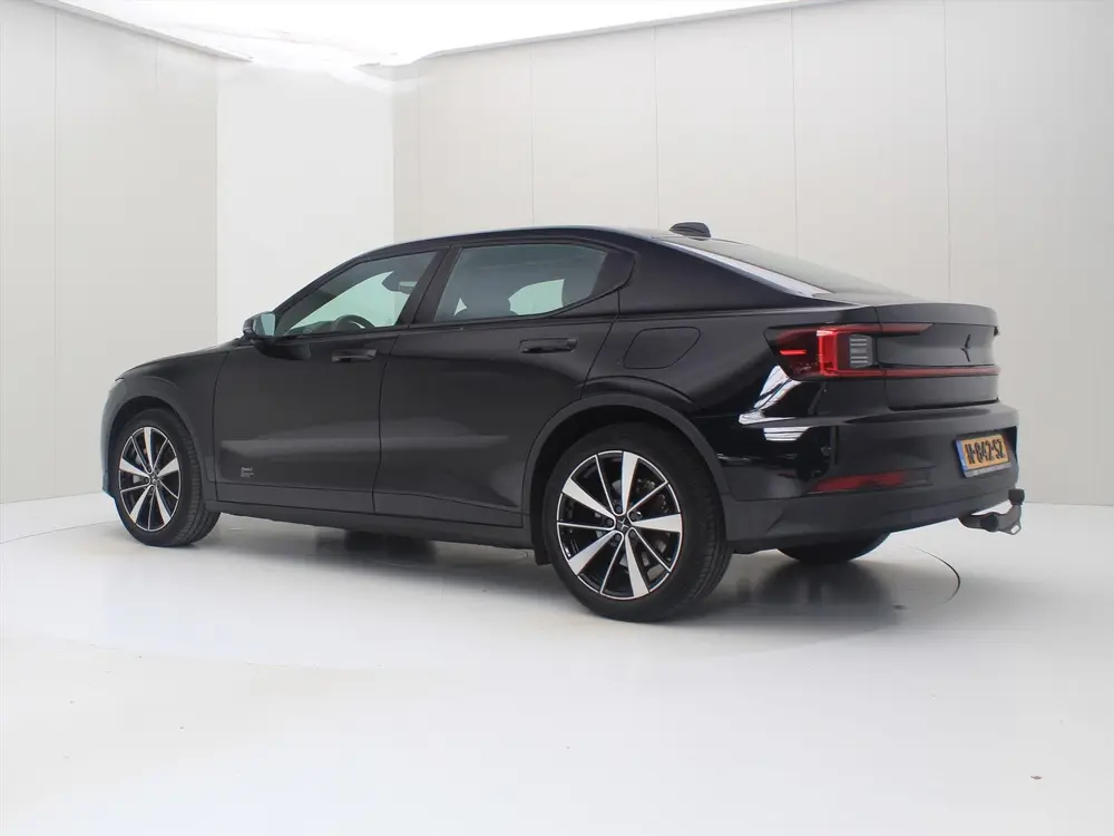 Polestar 2 165kW 64 kWh Standard Range Single Motor 95,47% S uit 2021, foto 4