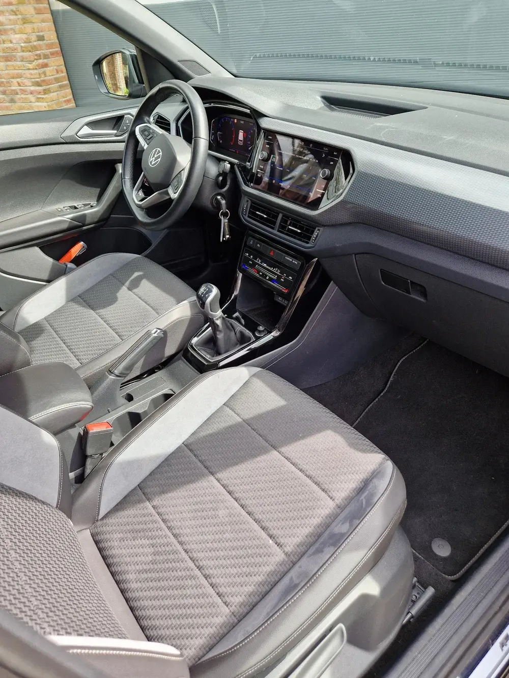 Volkswagen T-Cross 1.0 TSI R-Line nieuwstaat NED AUTO ! uit 2023, foto 10