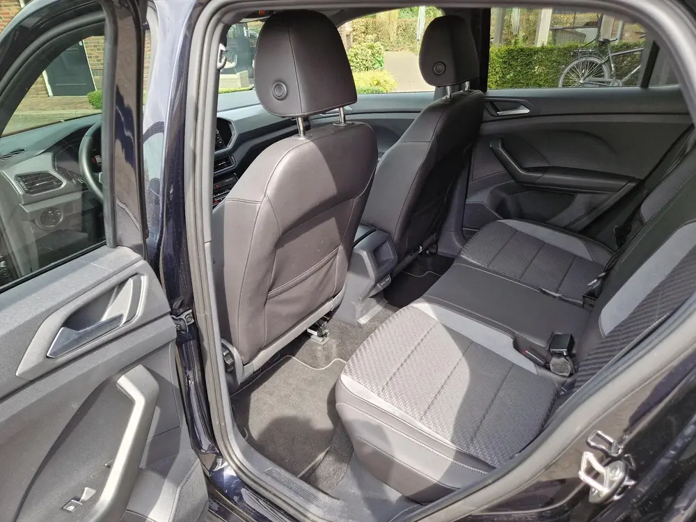 Volkswagen T-Cross 1.0 TSI R-Line nieuwstaat NED AUTO ! uit 2023, foto 8