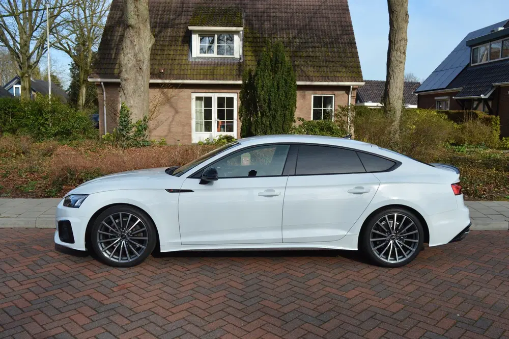Audi A5 35 TFSI S edition Competition Org NL uit 2022, foto 4