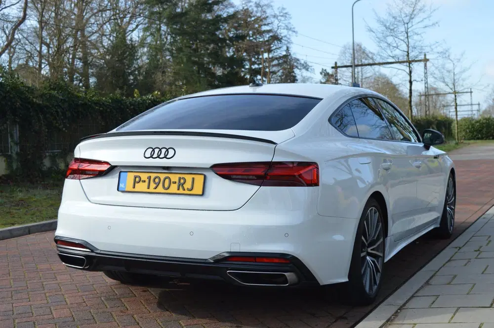 Audi A5 35 TFSI S edition Competition Org NL uit 2022, foto 7