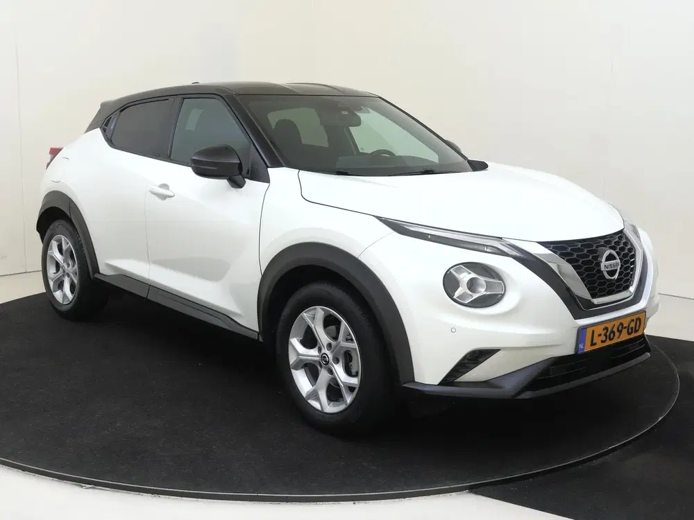 Nissan Juke 1.0 DIG-T N-Connecta uit 2021, foto 2