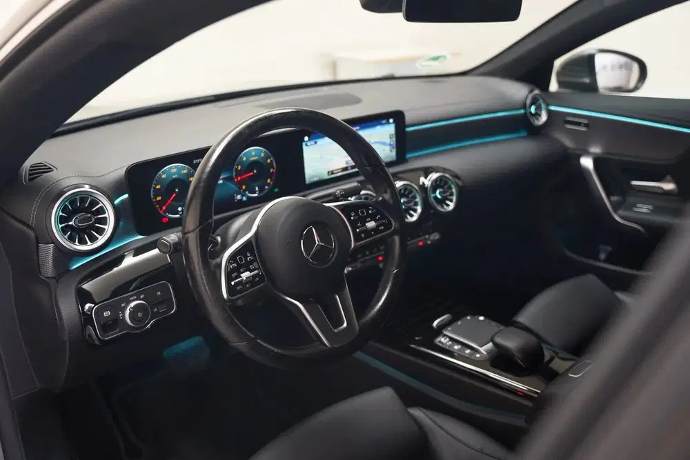 Mercedes-Benz CLA 180 Luxury Aut. [ Wide-screen sfeer uit 2021, foto 15
