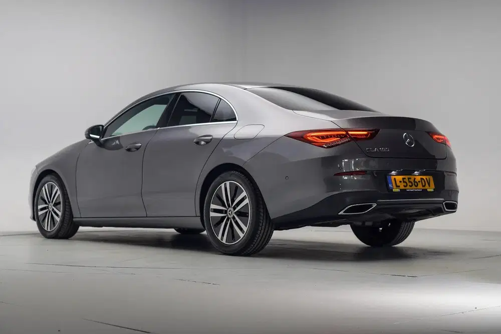 Mercedes-Benz CLA 180 Luxury Aut. [ Wide-screen sfeer uit 2021, foto 3