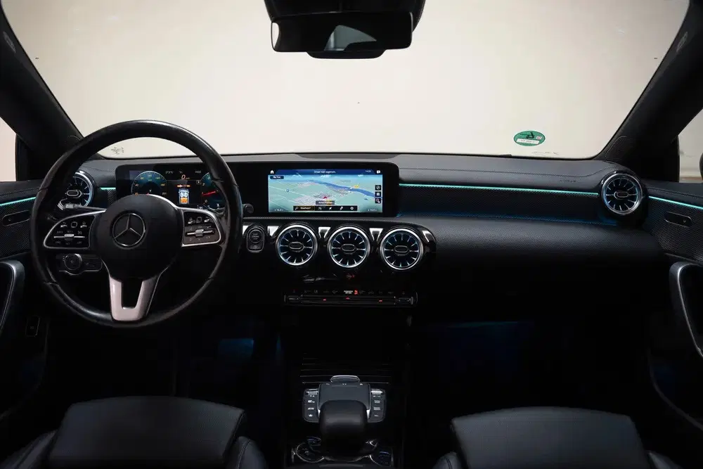Mercedes-Benz CLA 180 Luxury Aut. [ Wide-screen sfeer uit 2021, foto 4