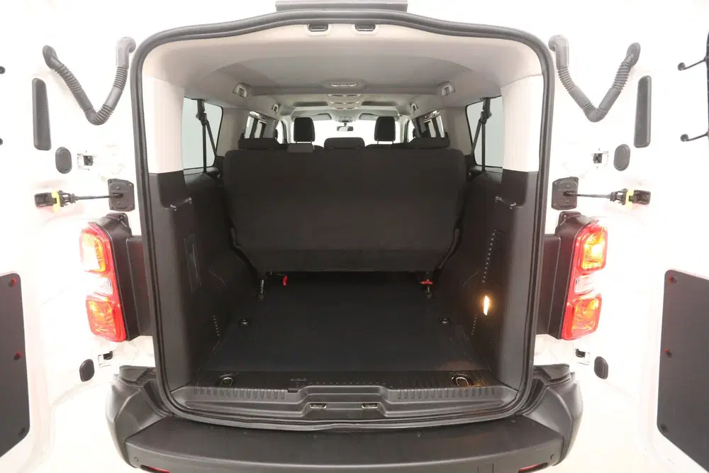Peugeot Expert Kombi 75 kWh L3H1 8 Zits uit 2021, foto 4