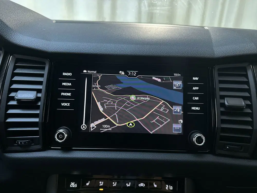 Skoda Kodiaq 1.5 TSI 150pk DSG Sportline Business 7p. A uit 2021, foto 13