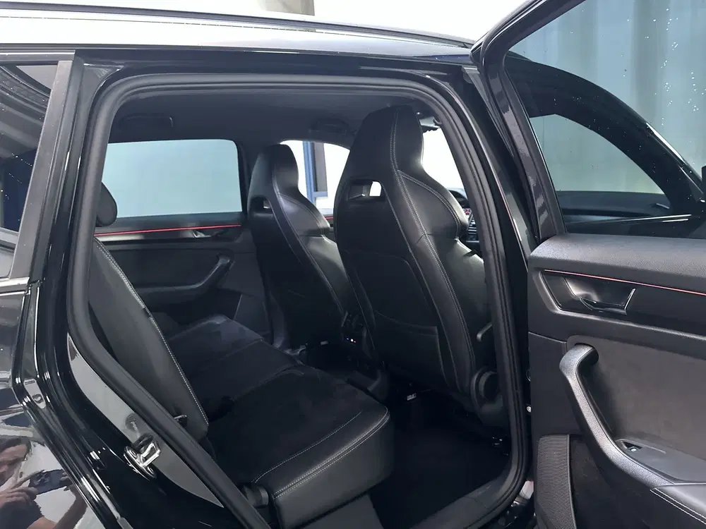 Skoda Kodiaq 1.5 TSI 150pk DSG Sportline Business 7p. A uit 2021, foto 7