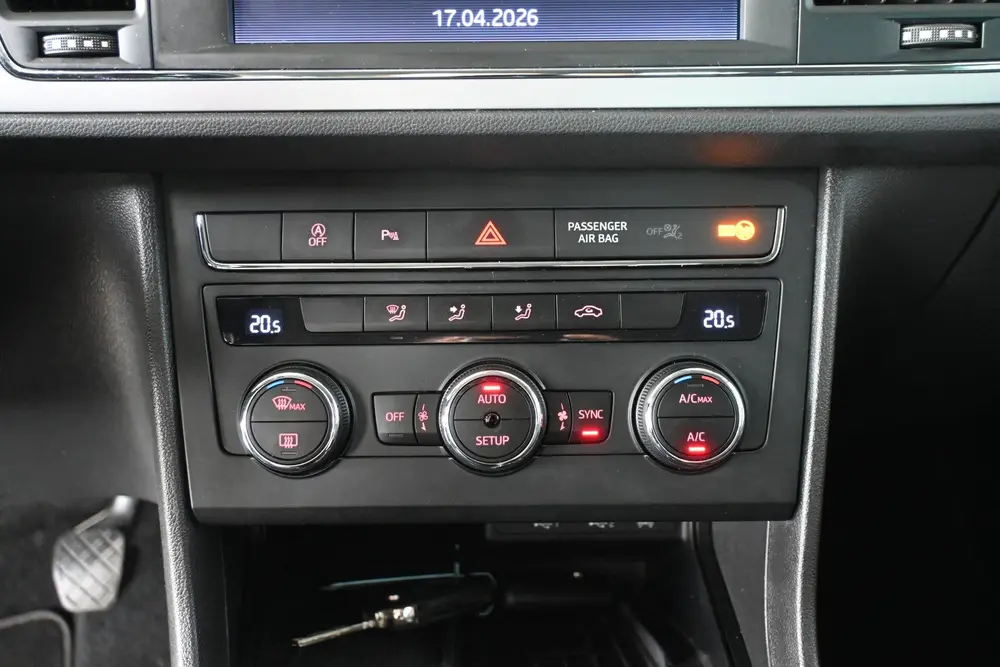 SEAT Leon 1.5 TSI Style Ultimate Edition Clima Navigatie Cru uit 2019, foto 10