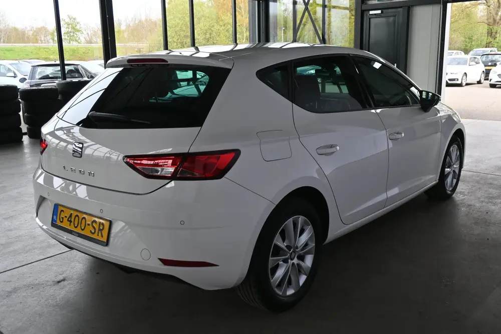 SEAT Leon 1.5 TSI Style Ultimate Edition Clima Navigatie Cru uit 2019, foto 14