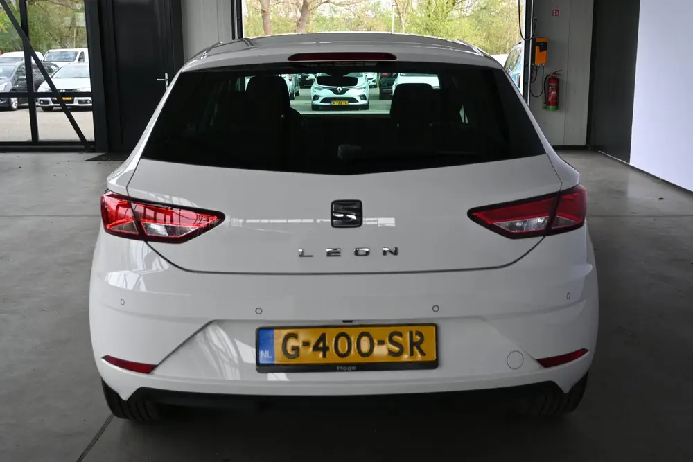 SEAT Leon 1.5 TSI Style Ultimate Edition Clima Navigatie Cru uit 2019, foto 17
