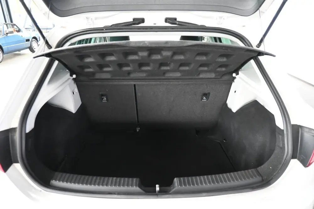 SEAT Leon 1.5 TSI Style Ultimate Edition Clima Navigatie Cru uit 2019, foto 18