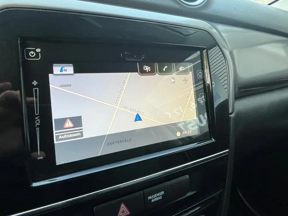 Suzuki Vitara 1.4 Boosterjet 140PK TwoTone,Navi,Clima,Cruise uit 2019, foto 19