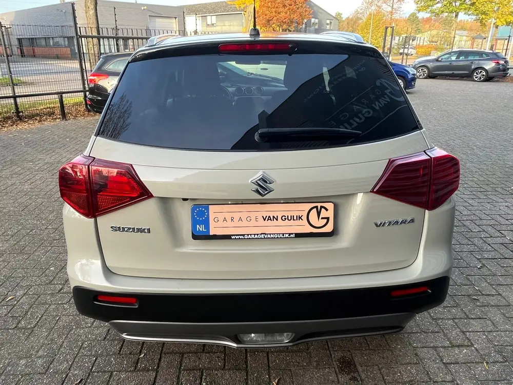 Suzuki Vitara 1.4 Boosterjet 140PK TwoTone,Navi,Clima,Cruise uit 2019, foto 7