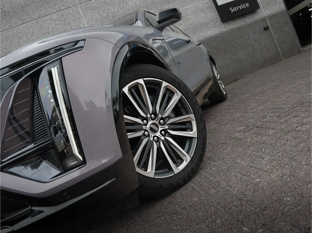 Cadillac Lyriq 600 E4 Sport | Exclusieve kleur | Elek. Achte uit 2025, foto 6