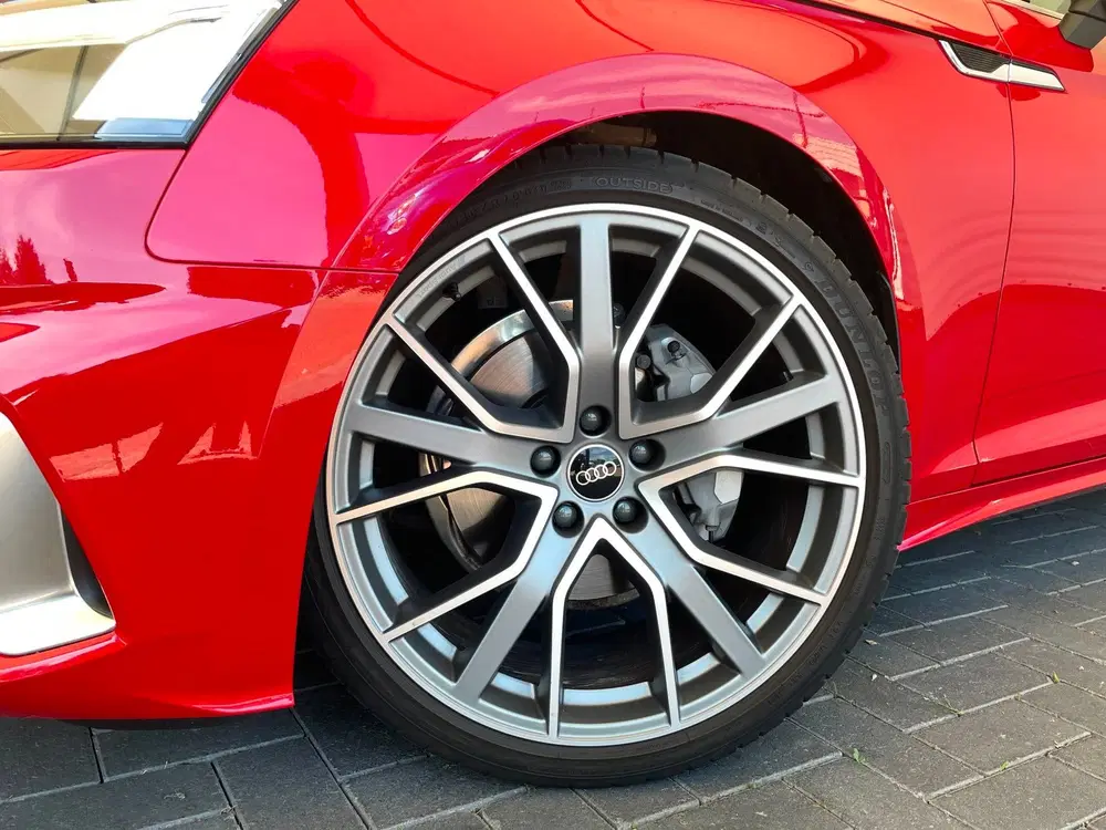 Audi A5 40 TFSI quattro S edition Competition uit 2022, foto 4