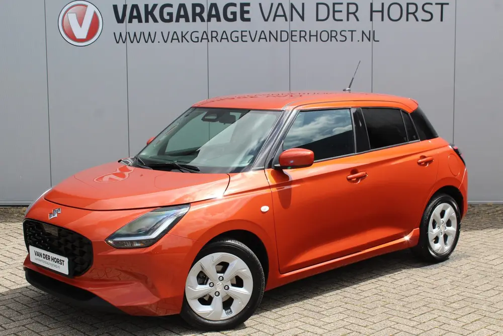 Suzuki Swift 1.2-83 pk MHEV Select Smart-Hybrid 5drs. Z uit 2025