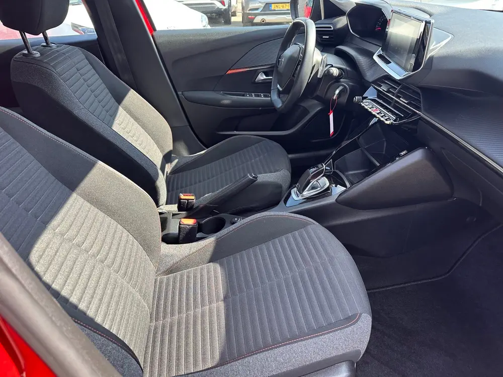 Peugeot 208 1.2 PT Pack uit 2021, foto 9