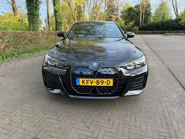 BMW i4 M50 84kWh SOH 95.7% HIGH EXECUTIVE M-SPORT uit 2022, foto 2