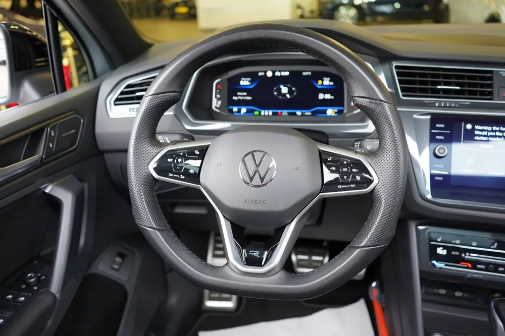 Volkswagen Tiguan 1.5 TSI Elegance R-Line|GARANTIE|PANO|ACC| uit 2023, foto 13