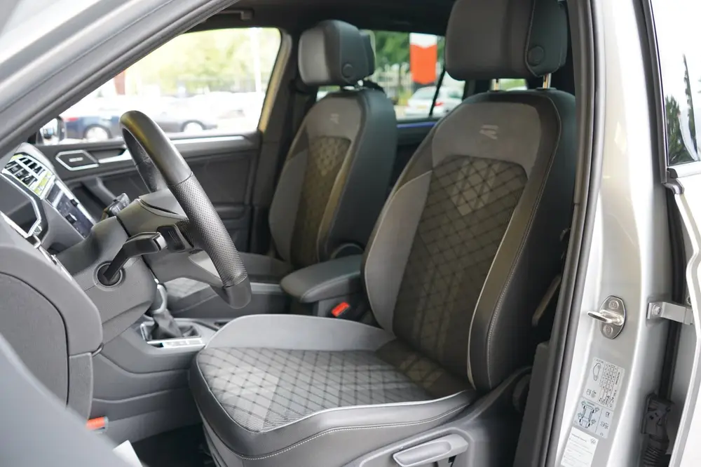 Volkswagen Tiguan 1.5 TSI Elegance R-Line|GARANTIE|PANO|ACC| uit 2023, foto 17