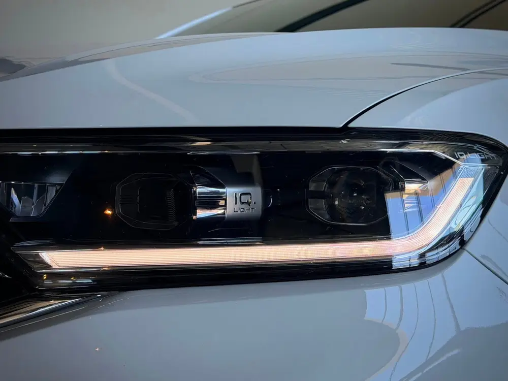 Volkswagen T-Roc Cabrio 1.5 TSI R-Line, ACC, Leer, Camera, W uit 2023, foto 11