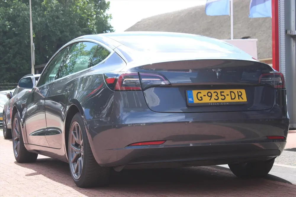 Tesla Model 3 Standard Plus RWD | Orig NL | Auto- Pilot | uit 2019, foto 3