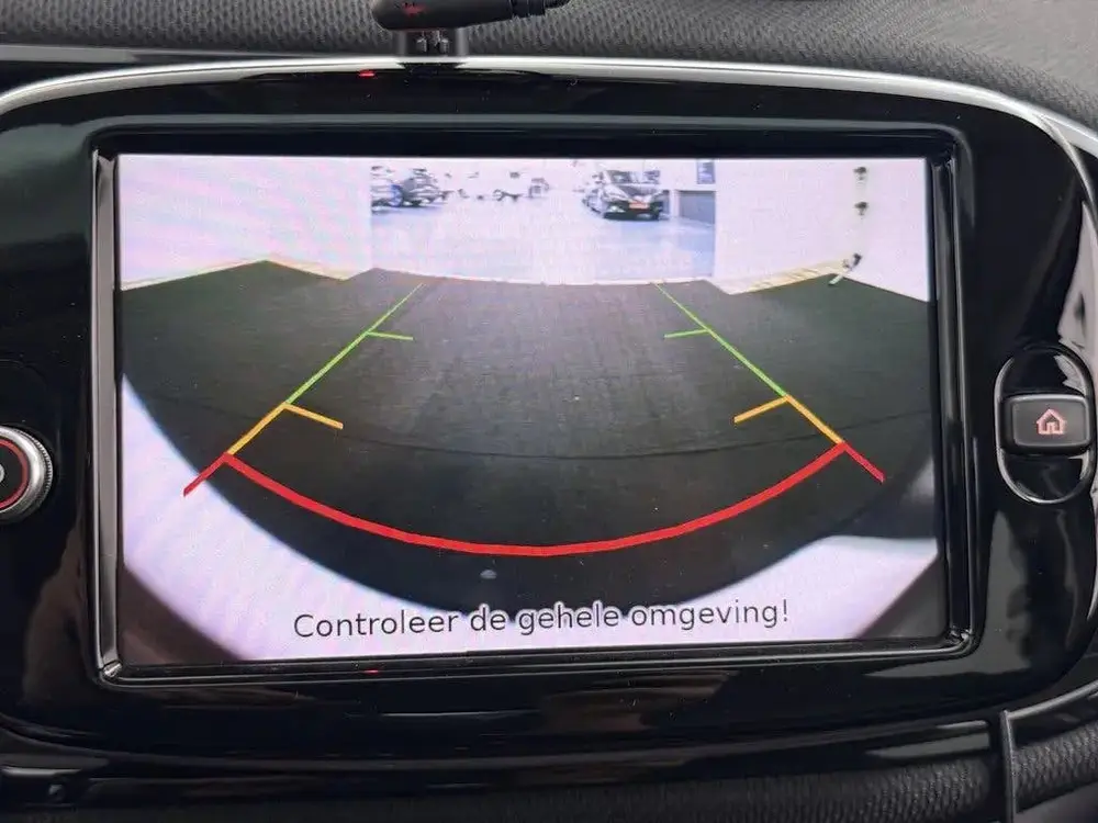 Smart Forfour EQ Comfort PLUS 18 kWh SOH 96%, Pano dak, Leer uit 2021, foto 14