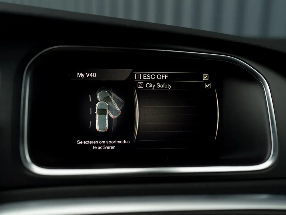 Volvo V40 1.5 T3 R-Design | Stoelverwarming | Prijs Rijklaar uit 2019, foto 13