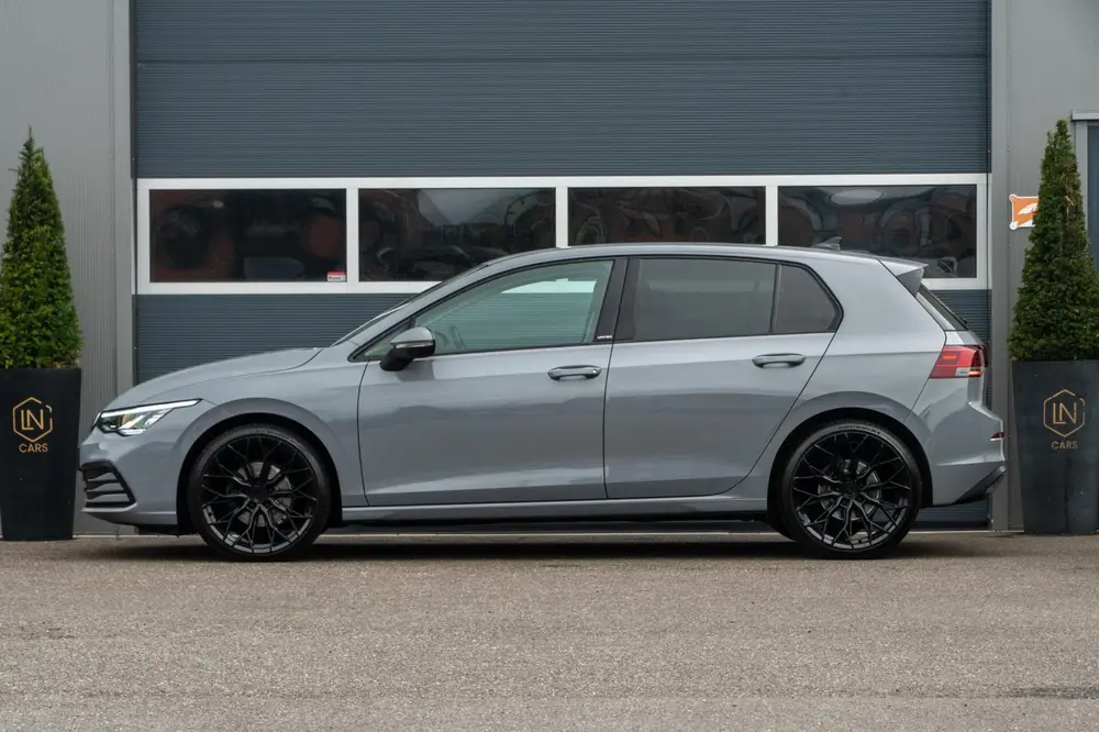 Volkswagen Golf 1.0 eTSI Life|Sfeerverlichting|stuurverwarmd uit 2021, foto 11