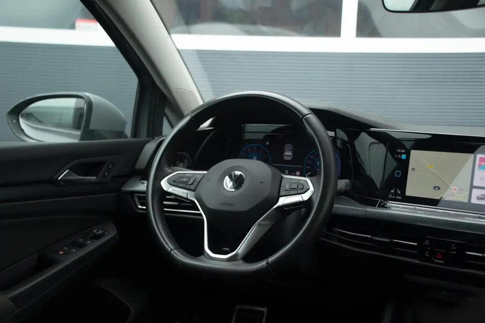 Volkswagen Golf 1.0 eTSI Life|Sfeerverlichting|stuurverwarmd uit 2021, foto 20