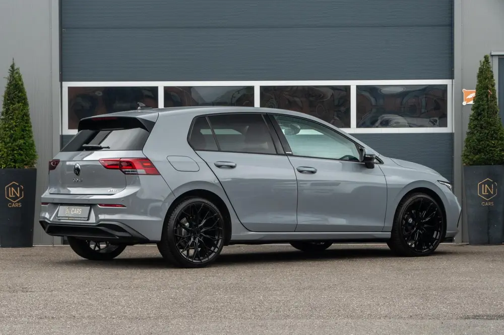 Volkswagen Golf 1.0 eTSI Life|Sfeerverlichting|stuurverwarmd uit 2021, foto 6