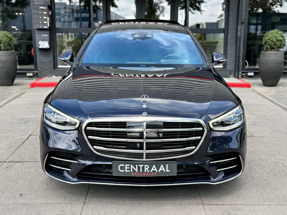 Mercedes-Benz S-Klasse 580 e AMG Line Pano uit 2023, foto 2