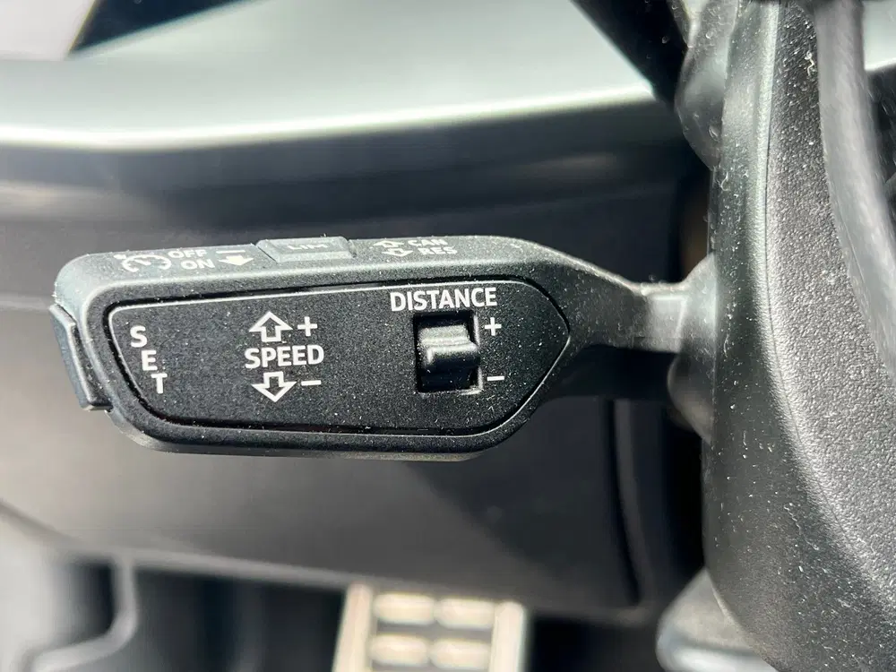 Audi A3 30 TFSI S edition uit 2023, foto 14