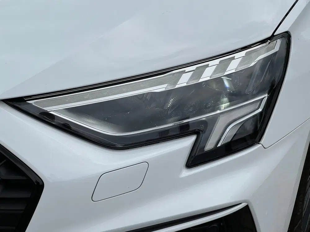 Audi A3 30 TFSI S edition uit 2023, foto 6