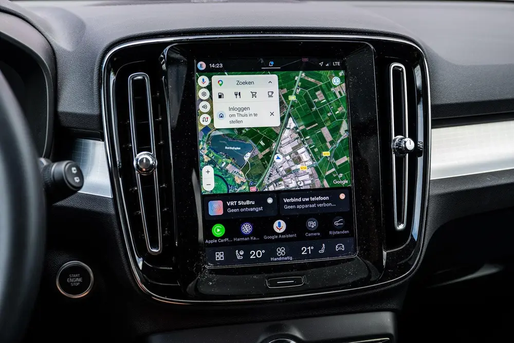 Volvo XC40 2.0 B4 Plus Black Edition | Trekhaak | Lichtmetal uit 2026, foto 20
