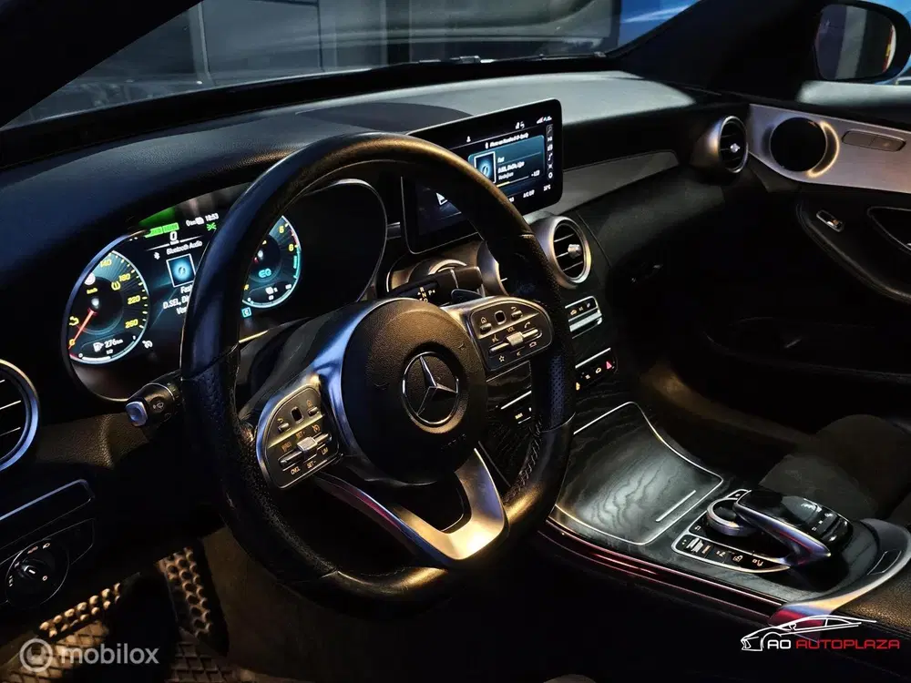 Mercedes-Benz C-Klasse 300 de AMG Panorama uit 2020, foto 3