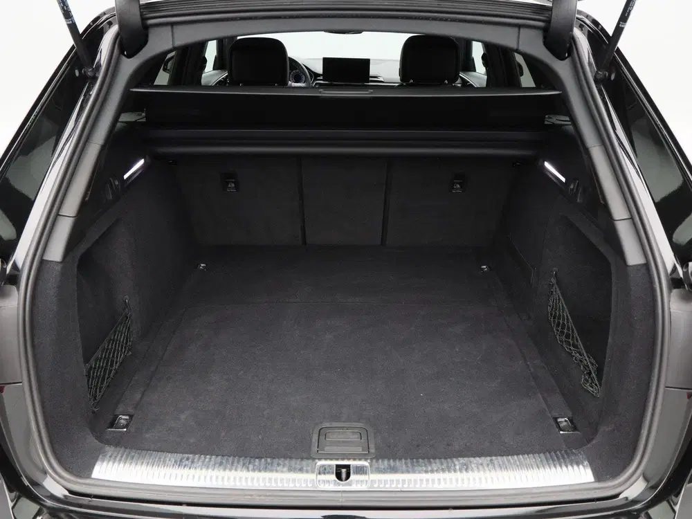 Audi A4 40 TDi 204 Pk Automaat quattro S-Line uit 2022, foto 19