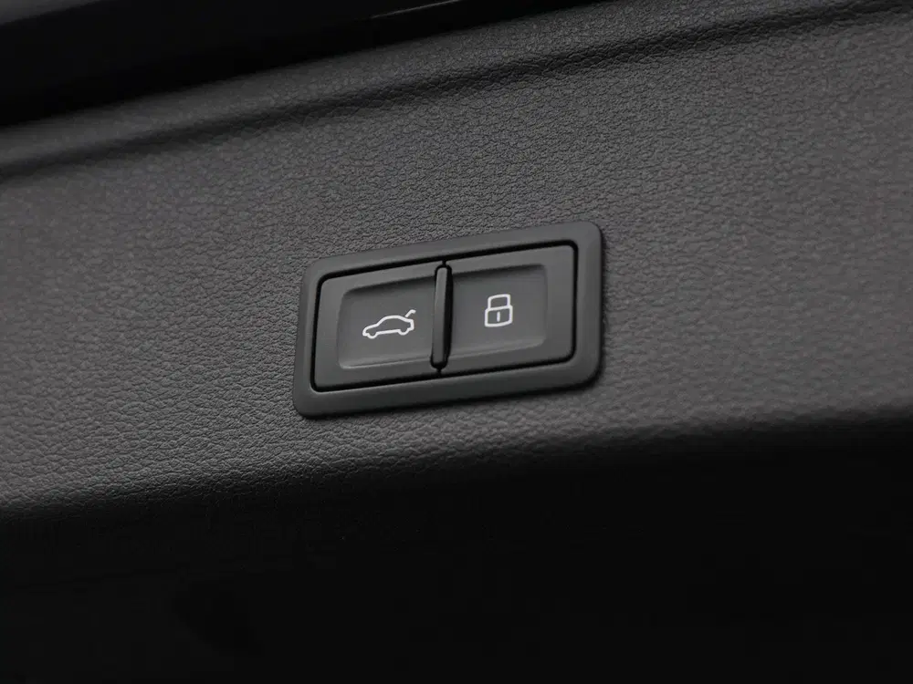 Audi A4 40 TDi 204 Pk Automaat quattro S-Line uit 2022, foto 20