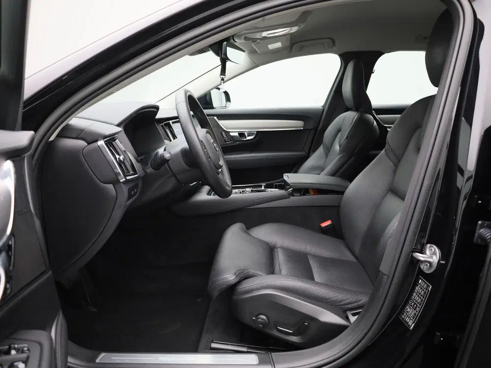 Volvo V90 T6 PHEV Plus Dark Aut. uit 2023, foto 11