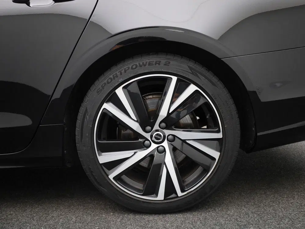 Volvo V90 T6 PHEV Plus Dark Aut. uit 2023, foto 13