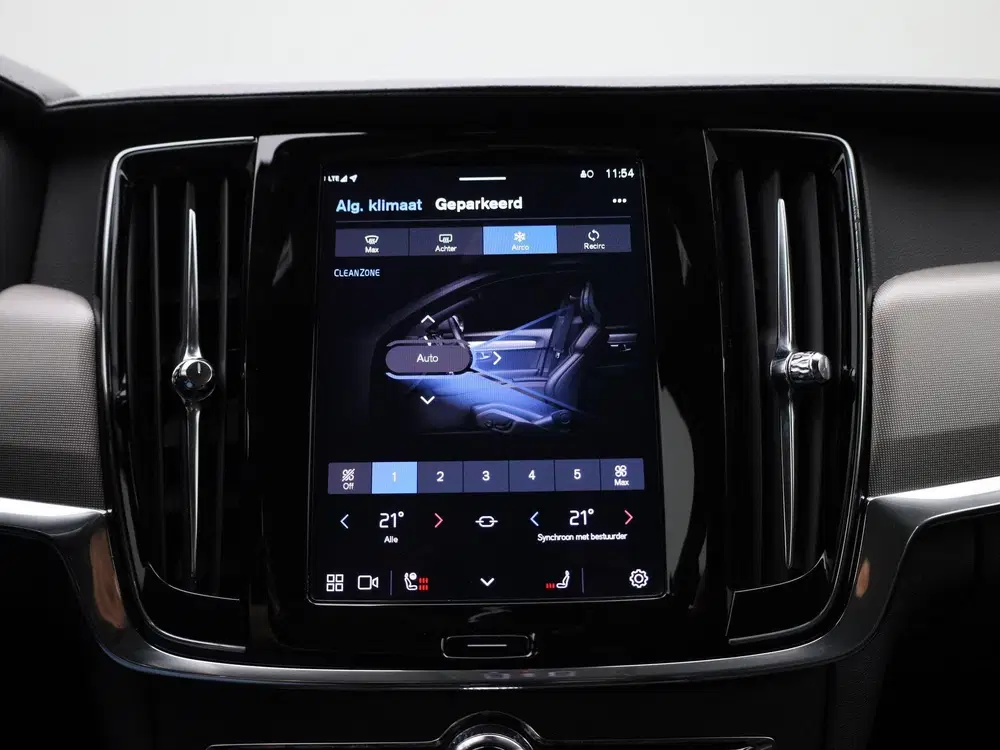 Volvo V90 T6 PHEV Plus Dark Aut. uit 2023, foto 20